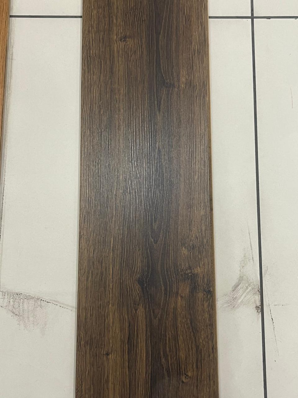 EGGER LASKARAN OAK 136